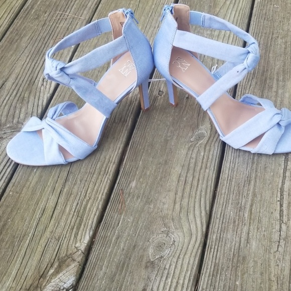 RELISTED HP! Chambray twist knot strappy heels - Picture 4 of 5